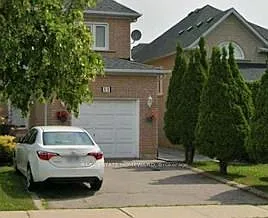 11 Whitefaulds Rd #LOWER