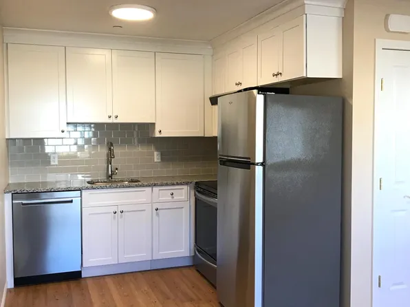 1 Cherry St #G, Milford, CT 06460