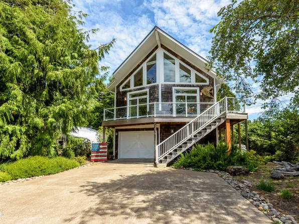 630 SW Coast Ave, Depoe Bay, OR 97341