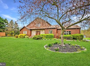 12 Carolyn Ct, Hockessin, DE 19707