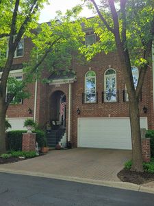 202 Campbell Ct, Geneva, IL, 60134