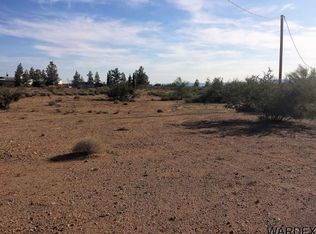 5856 W Burro Dr, Golden Valley, AZ 86413