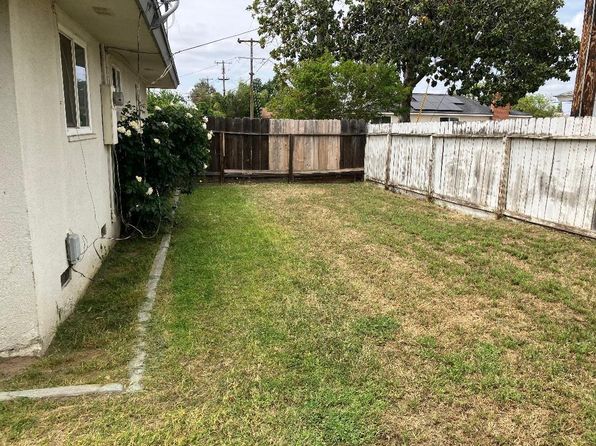 3907 E Dayton Ave, Fresno, CA 93726