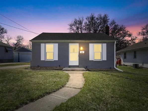 257 West Loos STREET, Hartford, WI 53027