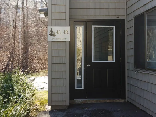 46 Hawthorne Circle, South Burlington, VT 05403