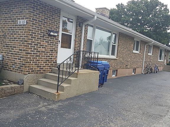 3rd image of 311-313 Euclid Ave