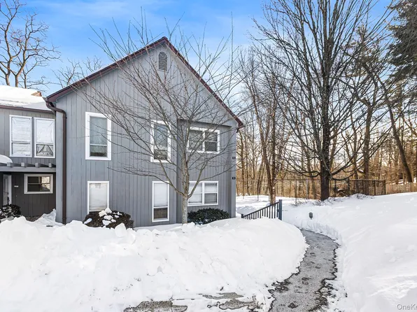 7 Woods Brooke Lane #2, Yorktown Heights, NY 10598