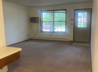 410 S River Rd #605, West Bend, WI 53095