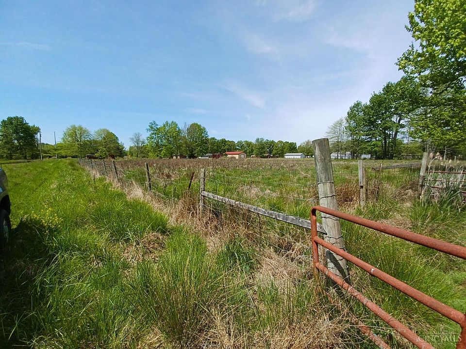 2nd image of 2026 Bethel Maple Rd