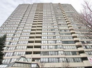 400 Webb Dr #806, Mississauga, ON