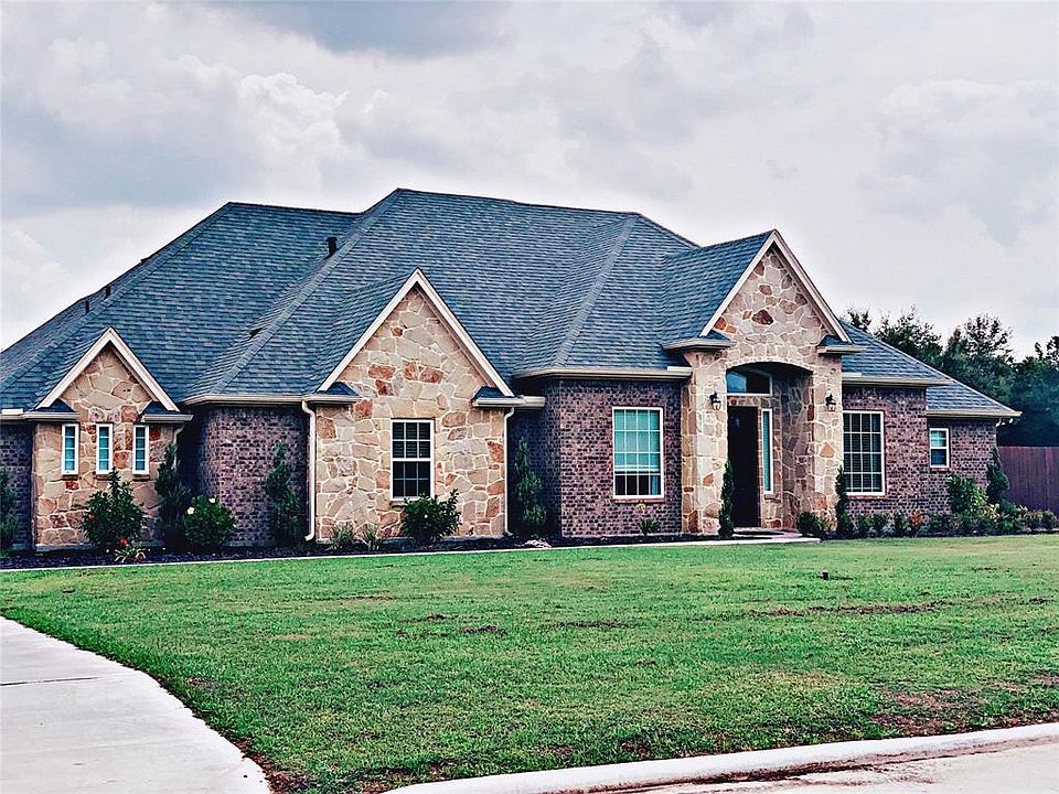 1st image of 12225 Young Cir