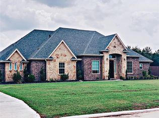 12225 Young Cir, Santa Fe, TX 77510