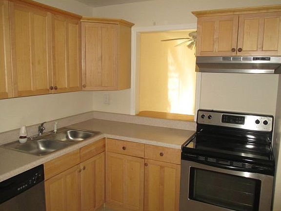 3rd image of 12290 NE 11 Ct 202 #202