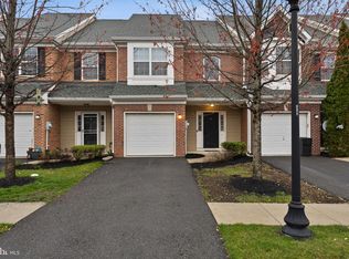 6 Flagger Ln, Hamilton, NJ 08619