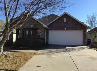 312 Crescent Ridge Dr, Fort Worth, TX 76140