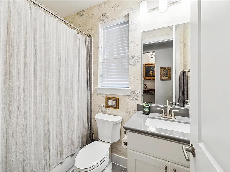 21902 Lake Whitney Ct — Photo 17