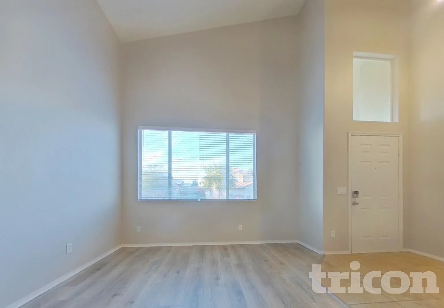 16264 W Lincoln Street Goodyear AZ — Photo 3