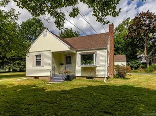 10 Fisk Dr, Newington, CT 06111