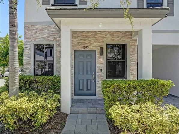 1600 SW 28th St, Fort Lauderdale, FL 33315