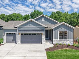 17147 S Heatherwood St, Olathe, KS 66062