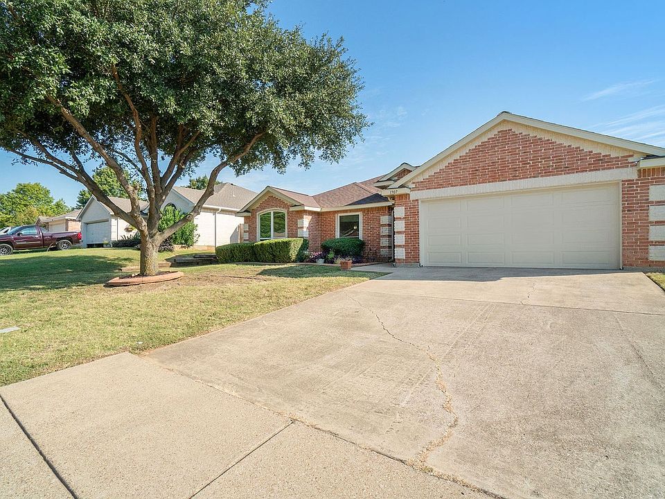 1707 Fern Dr, Mansfield, TX 76063 Zillow