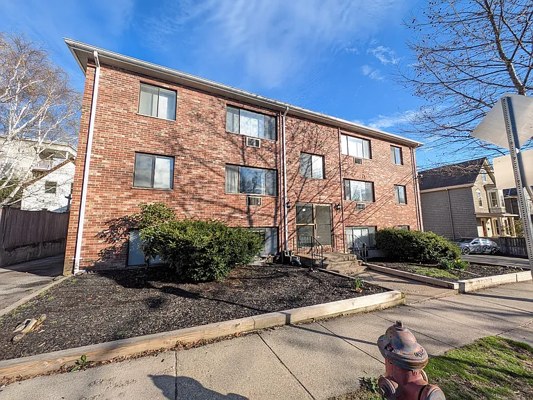 12 Cameron Ave #11 — Photo 14