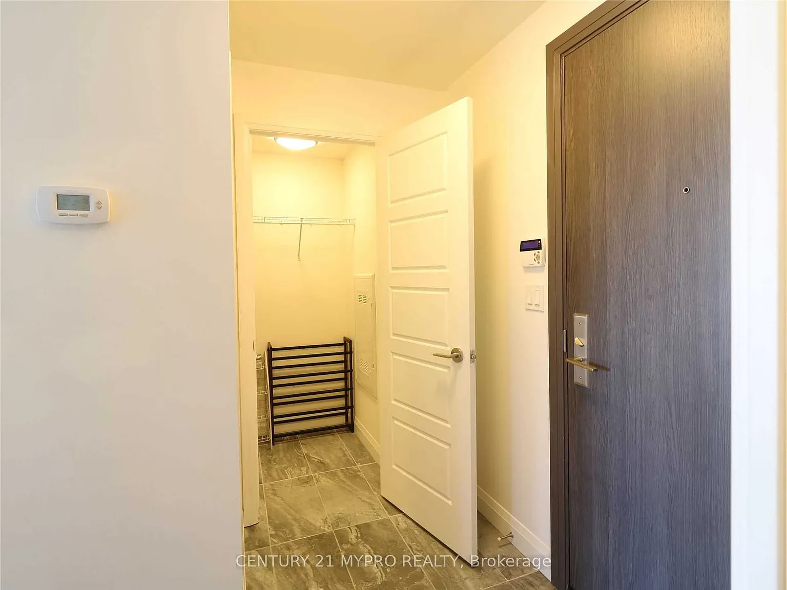 1 bed, $2,300 — Photo 3