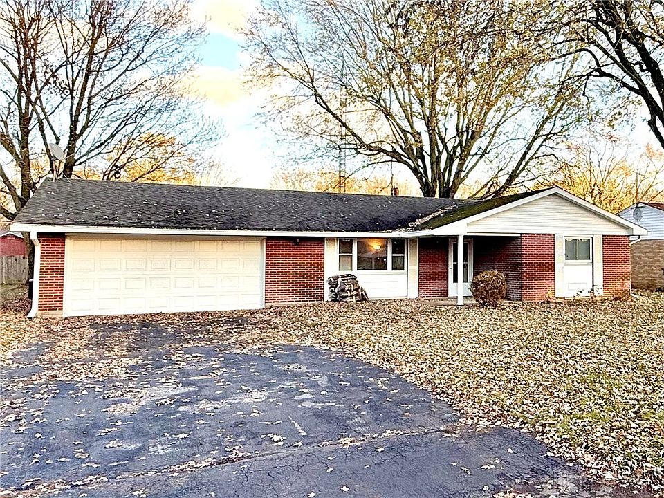 1st image of 1079 Parkway Dr