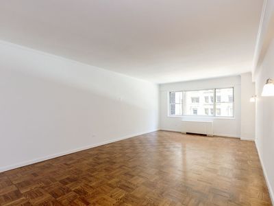 1381 Avenue Of The Amer #4C, New York, NY, 10019
