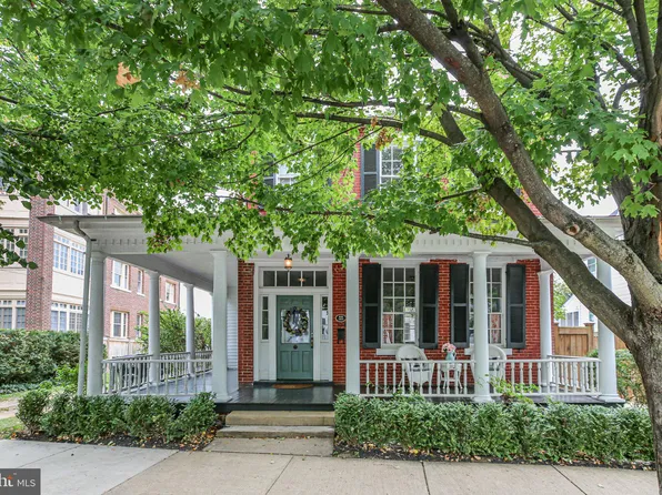 704 Prince Edward St, Fredericksburg, VA 22401