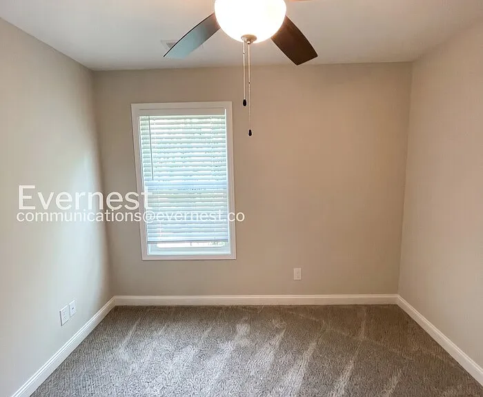 1267 Kendall Dr — Photo 12