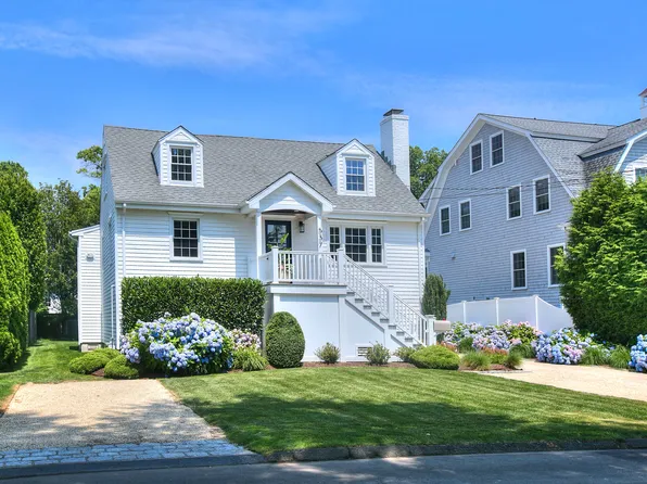 537 Penfield Rd, Fairfield, CT 06824