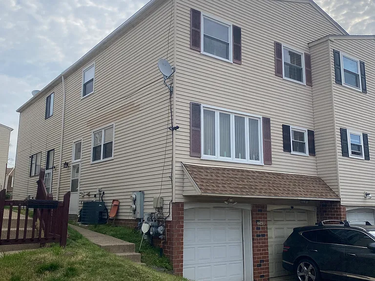 1549 Stoney Ln #A — Photo 16