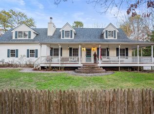 209 Halsey Manor Rd, Manorville, NY 11949