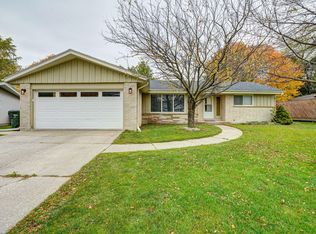 5413 Erie St, Racine, WI 53402