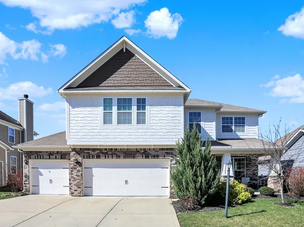 6412 Silver Maple Way, Zionsville, IN 46077