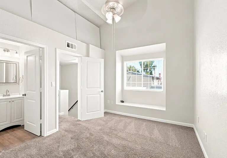 2301 E University Dr #114 — Photo 17
