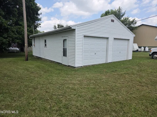 1727 Blaine St, Findlay, OH 45840