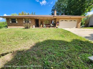 2154 Bruce Ave, Lansing, MI 48915