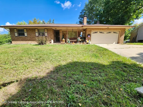 2154 Bruce Ave, Lansing, MI 48915