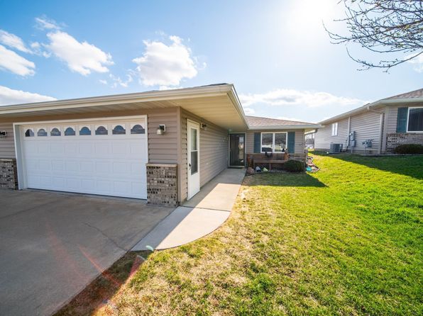 1807 1st Ave NE, Stewartville, MN 55976