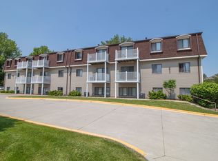 4518 Hutchison, Ames, IA 50014