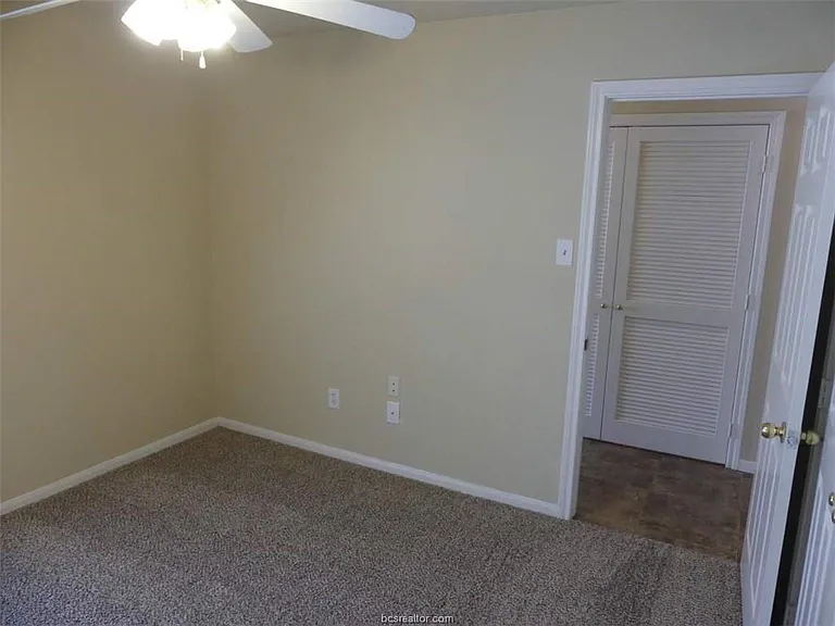 3207 Neuburg Ct — Photo 13