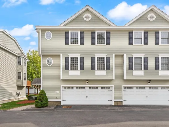 118 Smith St Unit 3, Lowell, MA 01851