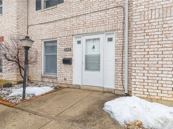 544 Adrian Ct, Brookville, OH 45309