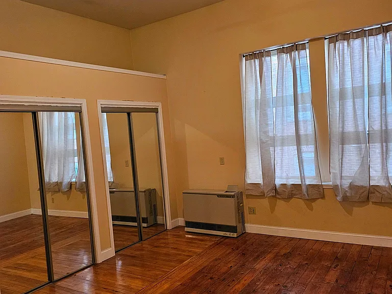 42 S Main St #3D — Photo 8