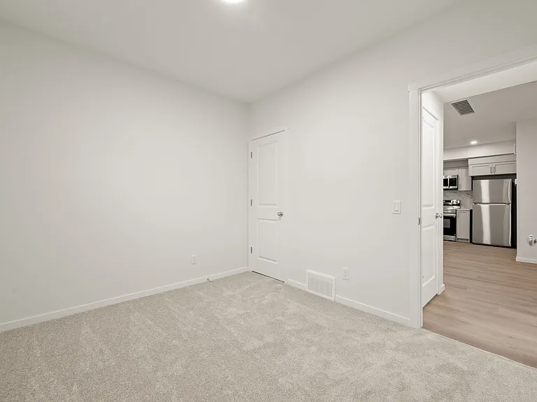 527 Black Stone Blvd — Photo 11