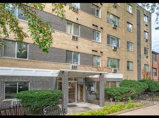 7306 N Winchester Ave APT 301, Chicago, IL 60626