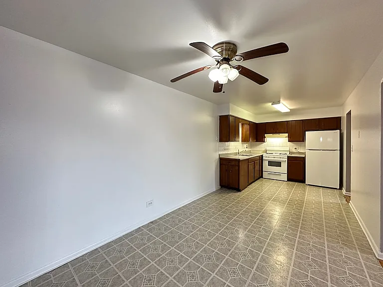 430 W Stevens Dr #401 — Photo 9