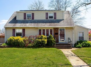 1 Kenneth Ave, Parlin, NJ 08859